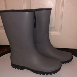 Sperry rain boots